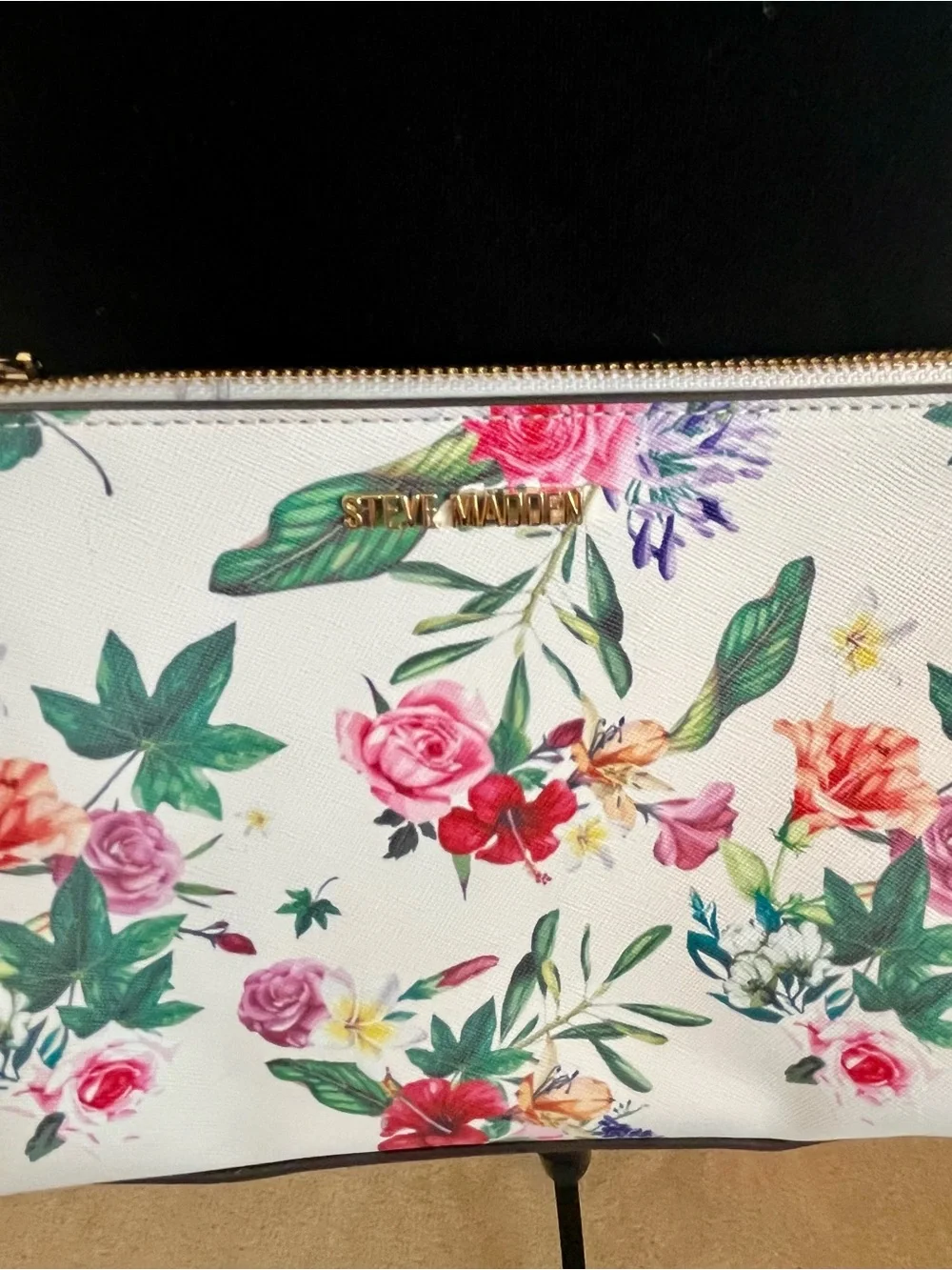 **SOLD** on another platform. 
NWOT Steve Madden White Floral Crossbody - Picture 3 of 16